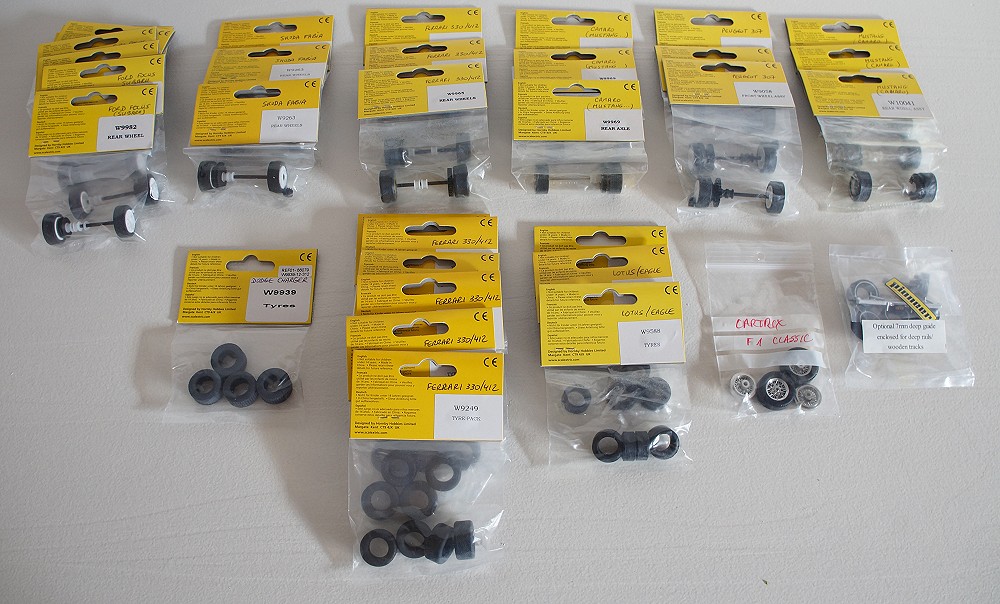 Scalextric Cartrix Fly Pioneer Pneus