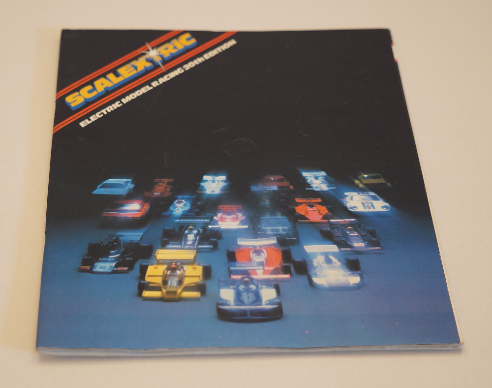 Catalogie Scalextric 2000