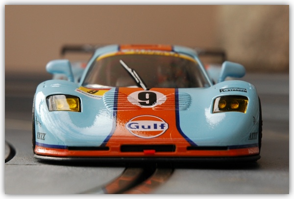 Ninco : Mosler MT900 R Gulf Kenmore Xavex