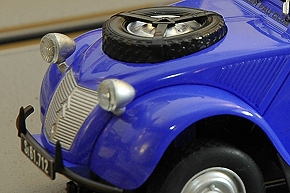 SCX : Citroen 2 CV Sahara